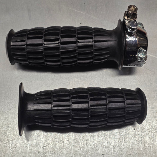 Throttle, Universal Mini Bike Twist Grip Set 7-8"