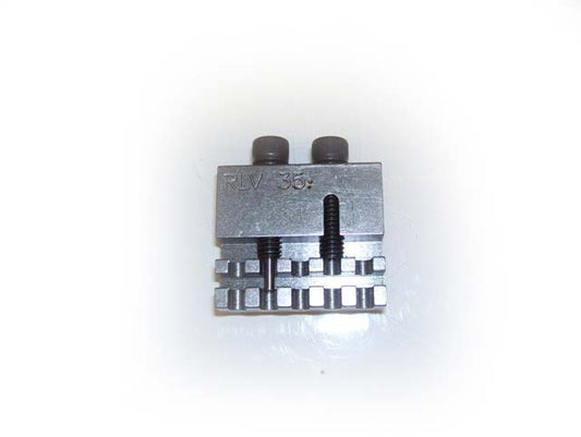 #35 Deluxe chain breaker